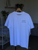 "Hot girls cycle sync" – Statement T-Shirt